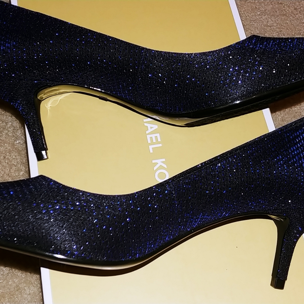 MICHAEL Michael Kors MK Flex Kitten Heel Pumps - Picture 2 of 4